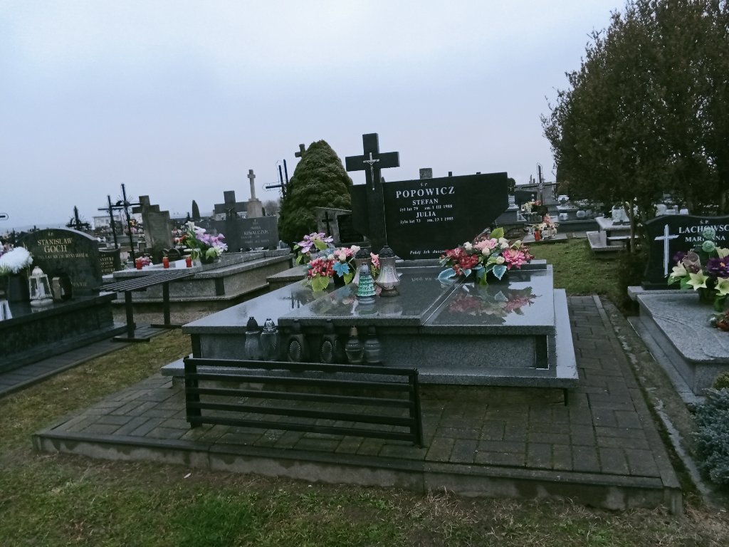 Grób Julia Popowicz