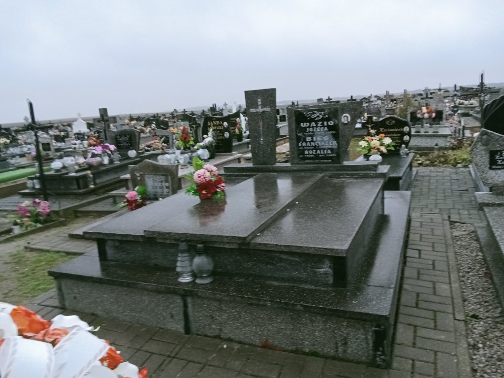 Grób Rozalia Bieg