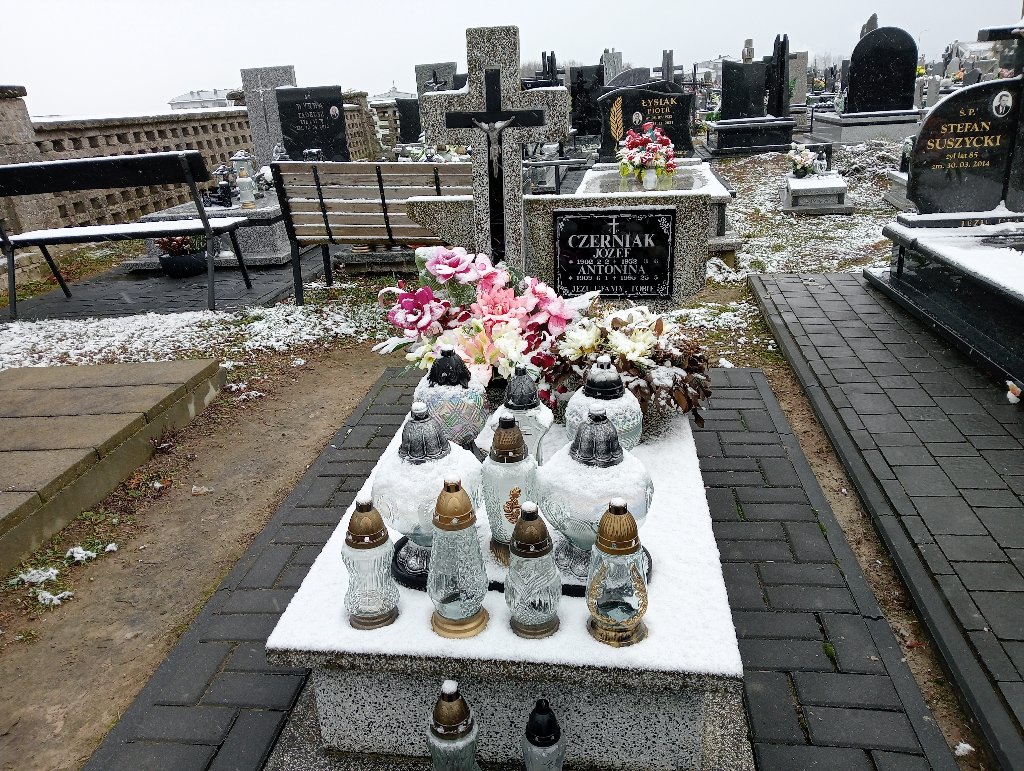 Grób Józef Czerniak