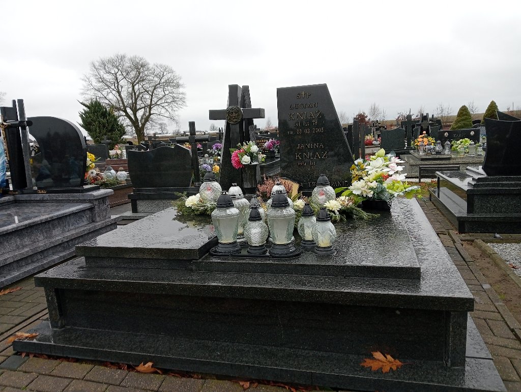Grób Lucjan Kniaź